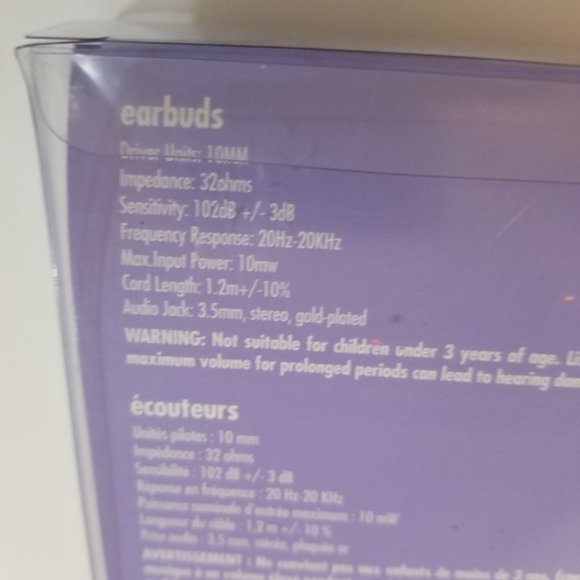 Claires Earbuds - Picture 3 of 4
